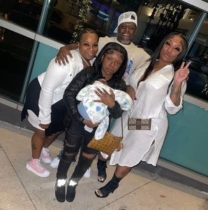 Meet your Posher, Derrick